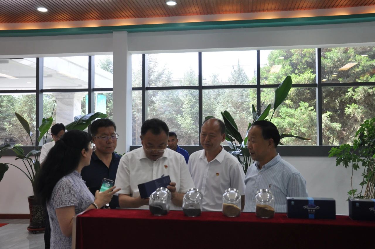 ���Cʡ�l(w��i)��ί���t(y��)��̎һ���{�ІT������һ�е��հ���ˎ���^����