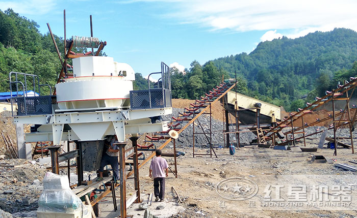 時(shí)產(chǎn)50-60噸建筑垃圾沖擊式破碎機(jī)哪里便宜？河南廠家有推薦嗎？